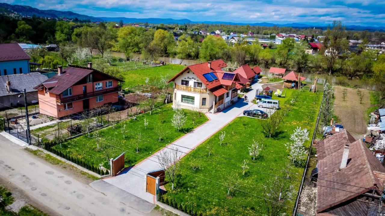 Hotel Casa Nely Sighetu Marmaţiei Exterior foto